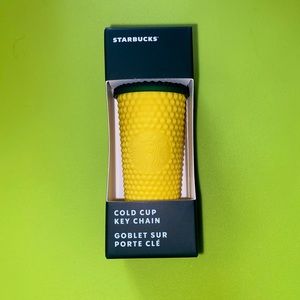 🍍🌈🍍 NWT Hawaii Pineapple Studded Key Chain 🍍🌈🍍